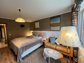 Marburg Apartment pfiffige Luisa in ruhiger Waldrandlage mit Balkon und Wintergarten